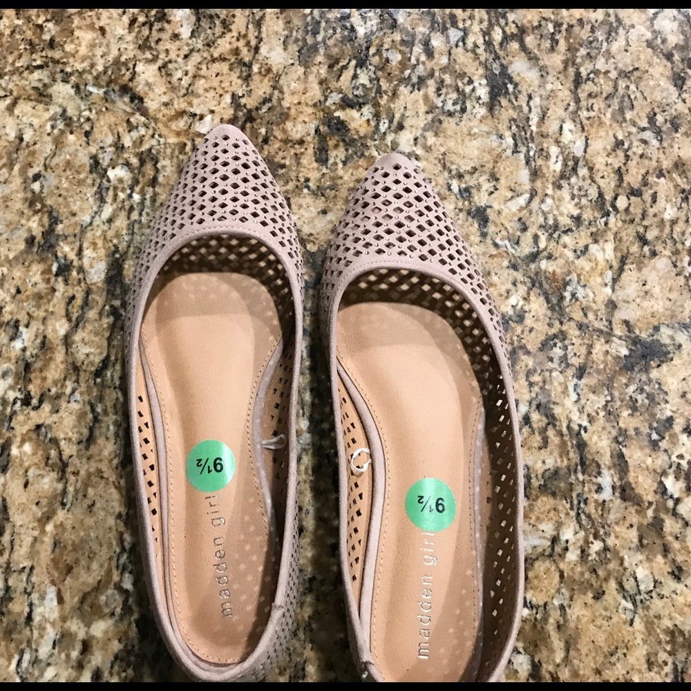 Pink flats